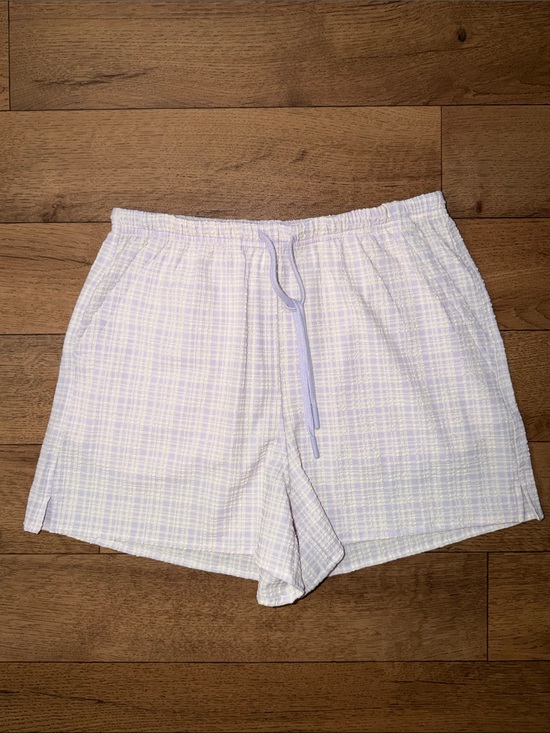 lululemon athletica Pants - Lululemon Size XS Seersucker Check Pull-On Short 3" Butter Cream Lavender Dainty